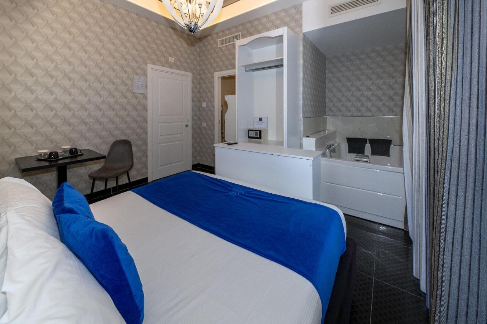 Sole Luxury Couette-café *