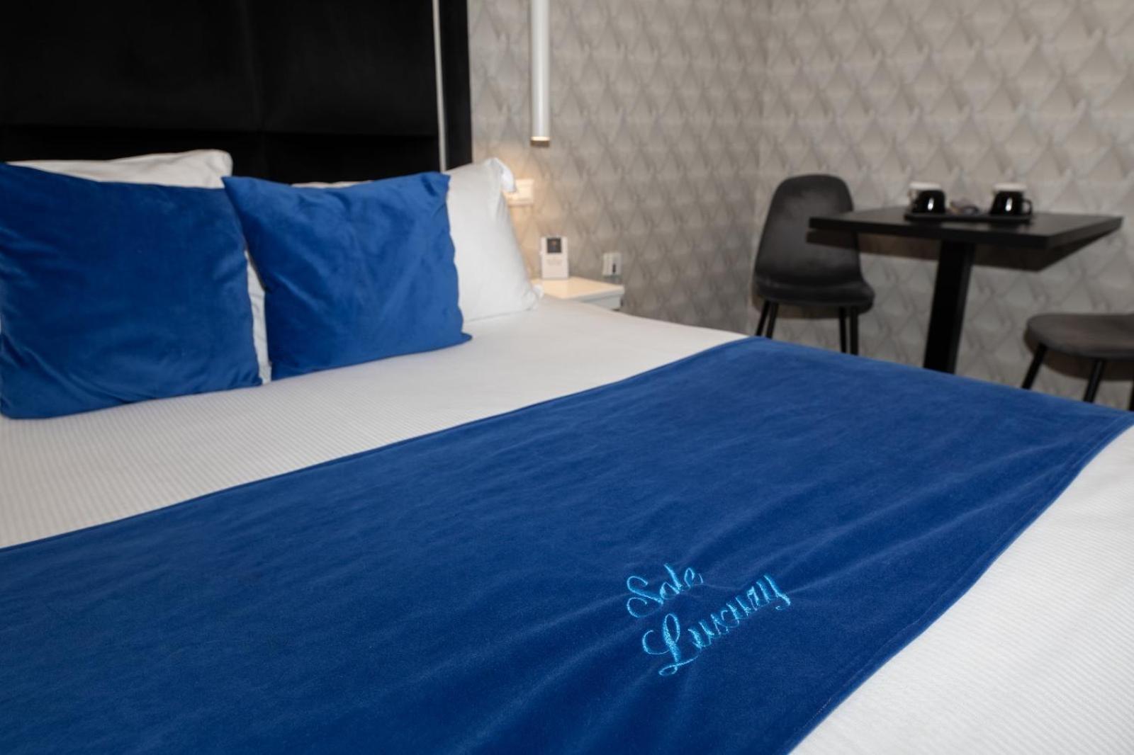 Couette-café Sole Luxury Naples